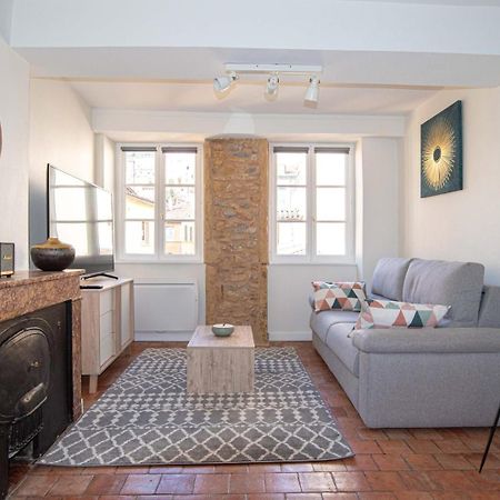 شقة Moderne Et Cosy Au Coeur De Saint-Jean Ail ليون المظهر الخارجي الصورة