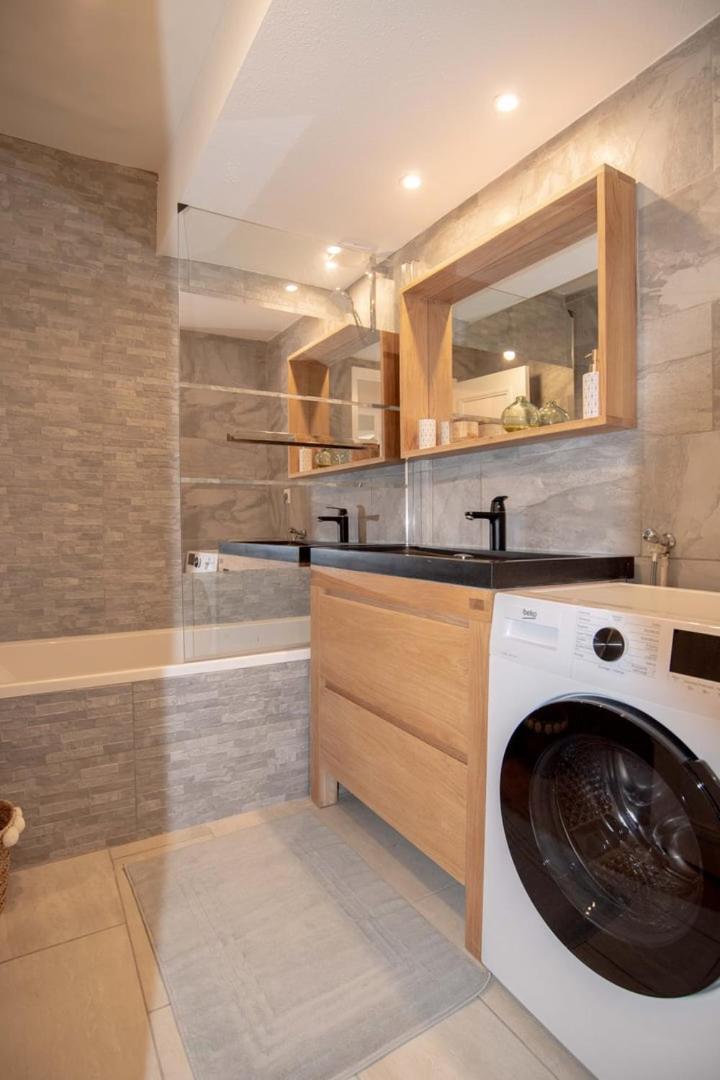 شقة Moderne Et Cosy Au Coeur De Saint-Jean Ail ليون المظهر الخارجي الصورة