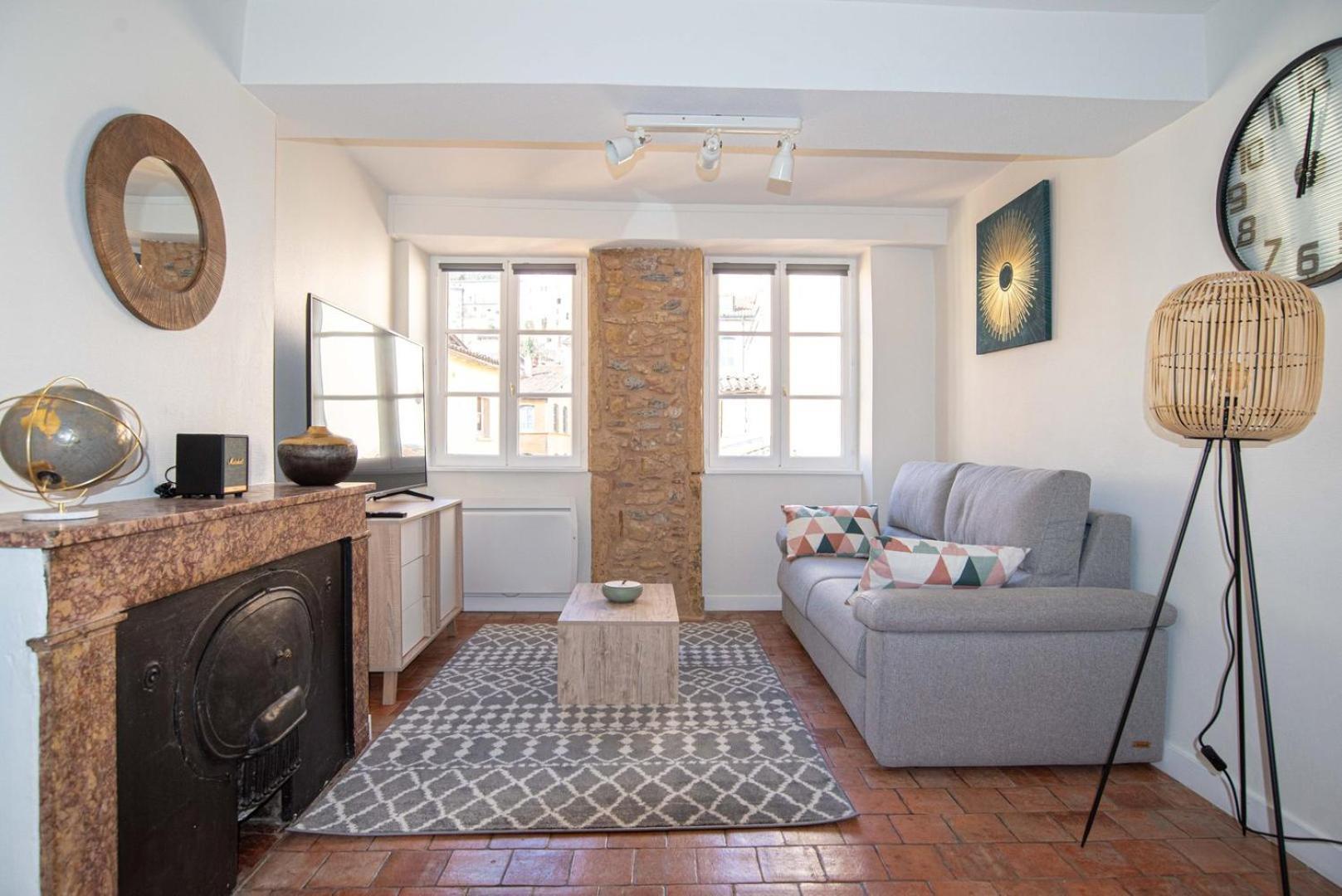 شقة Moderne Et Cosy Au Coeur De Saint-Jean Ail ليون المظهر الخارجي الصورة